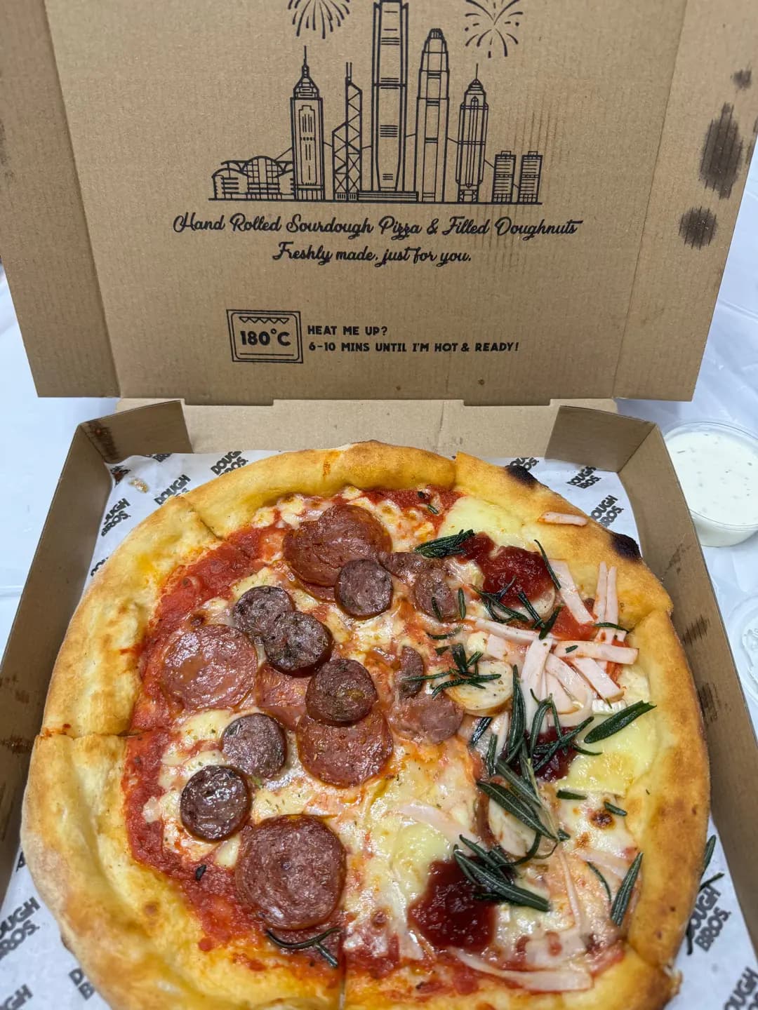 Dough Bros Pizza & Doughnuts (置富第一城) photo 5