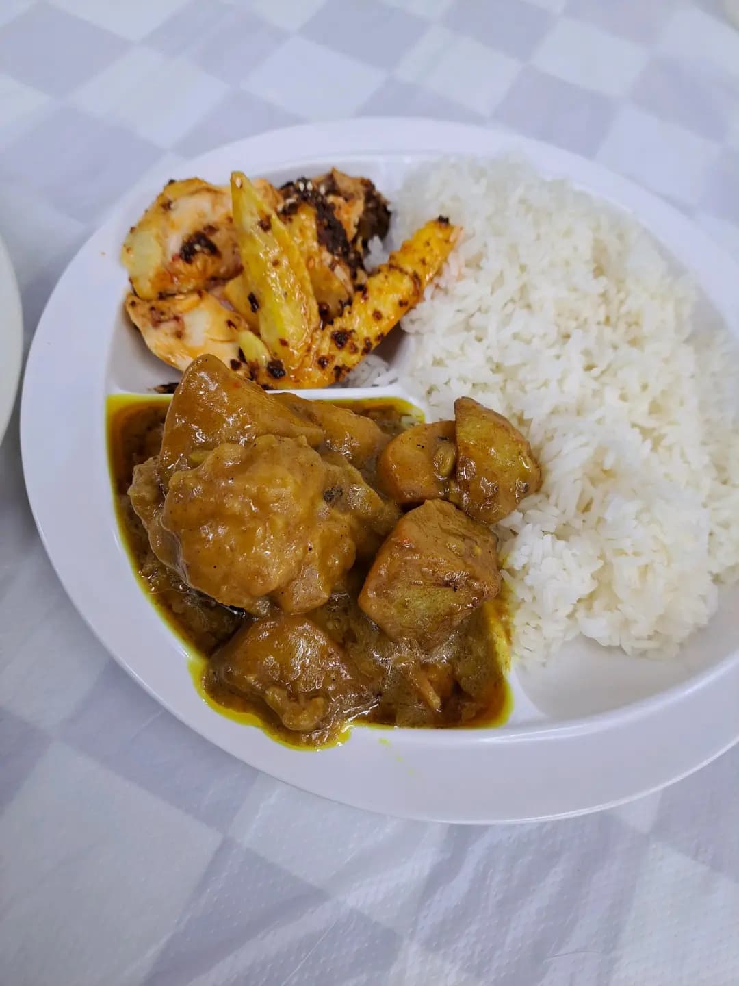 孖妹火鍋飯店 photo 3