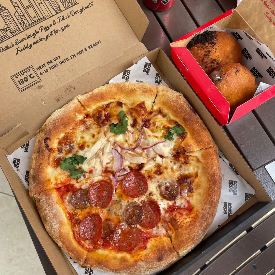Dough Bros Pizza & Doughnuts (赤柱廣場) photo 6