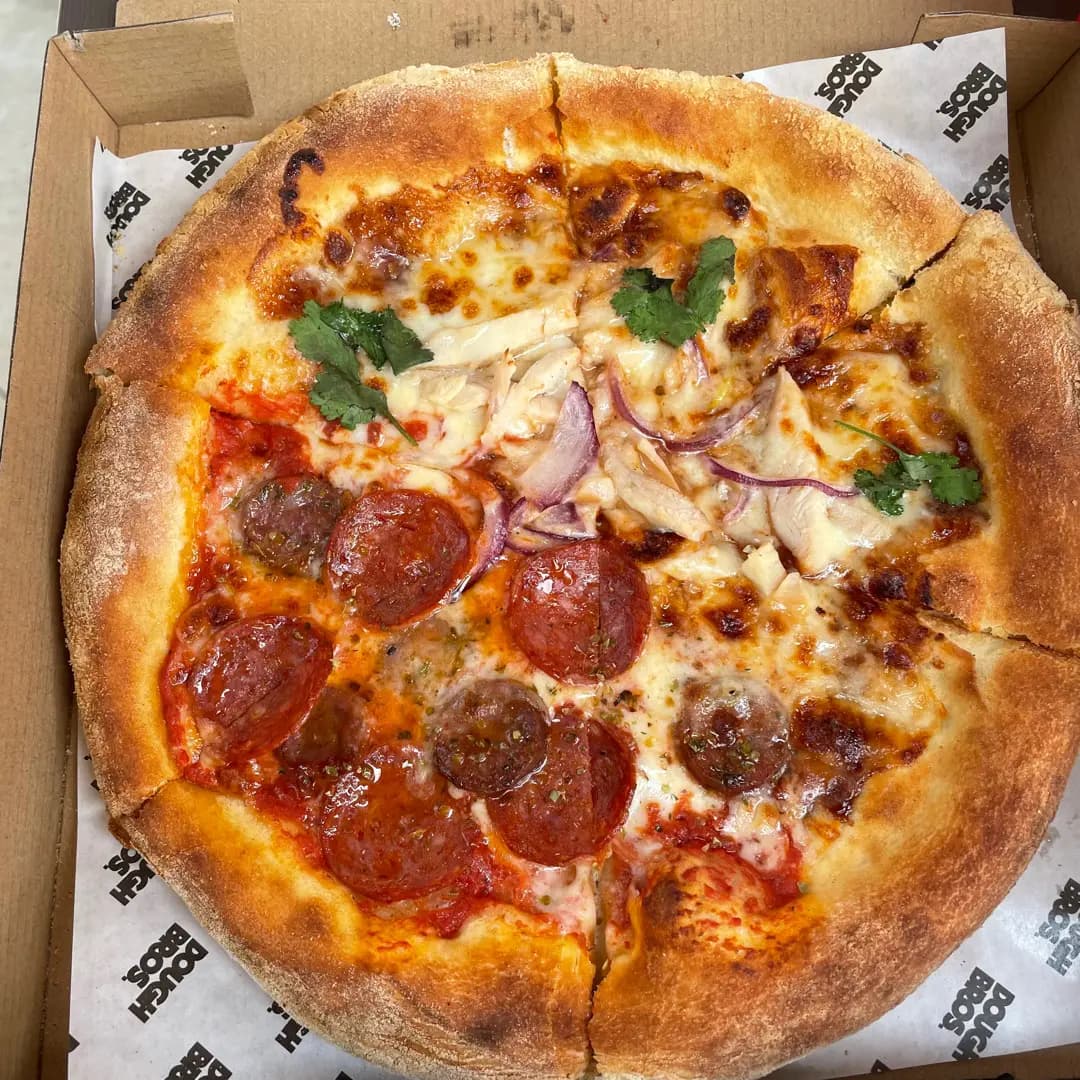 Dough Bros Pizza & Doughnuts (赤柱廣場) photo 1