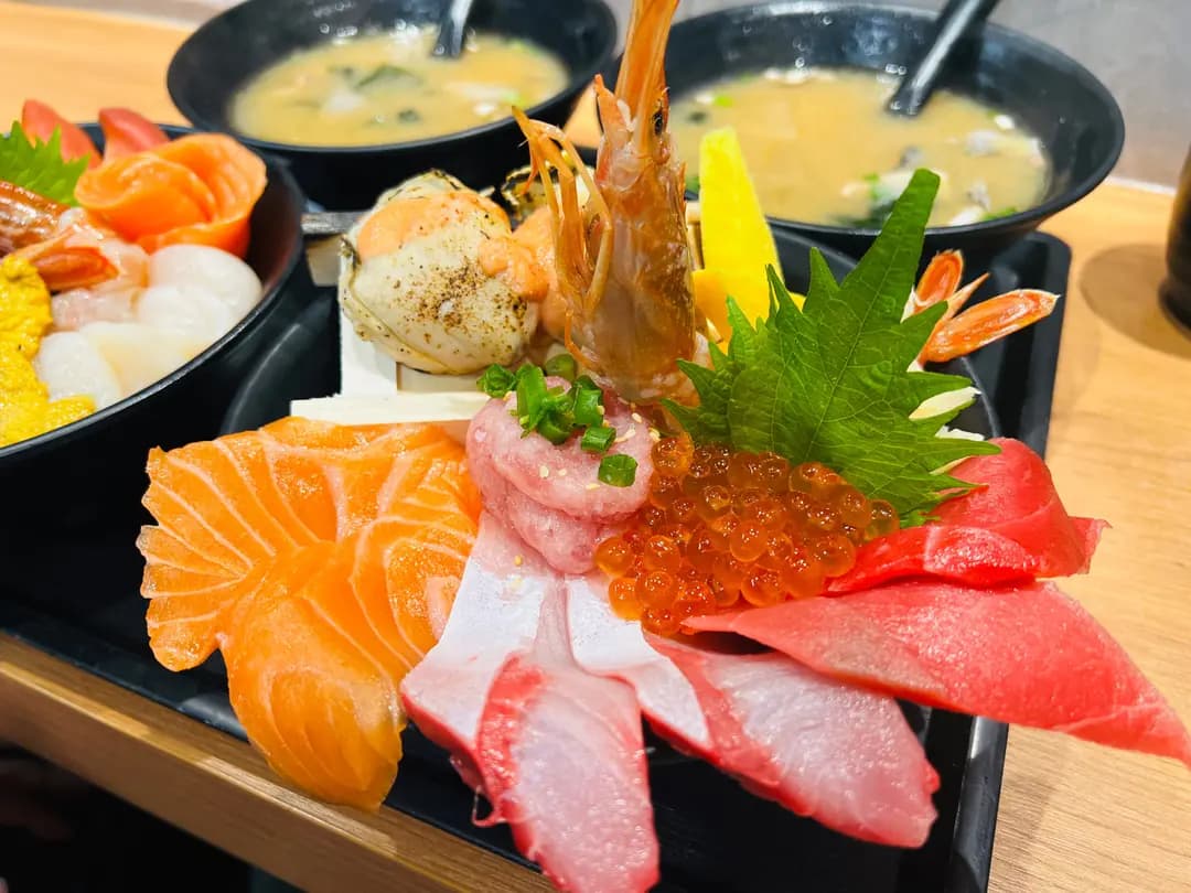 魚屋 (形點 I) photo 2
