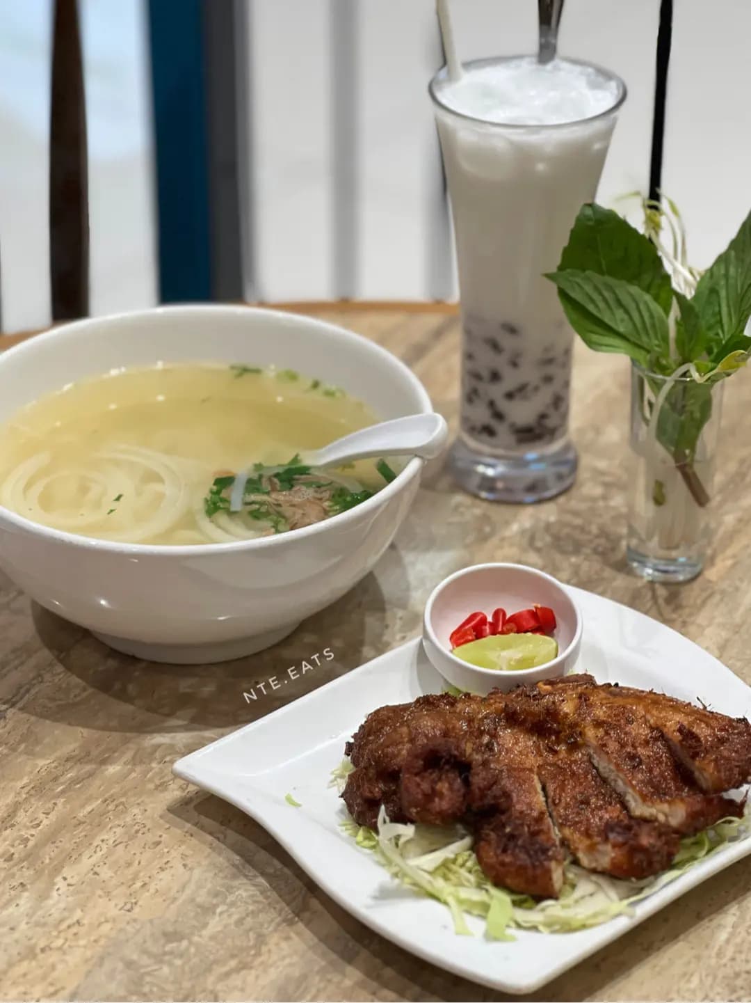 Le Viet photo 6