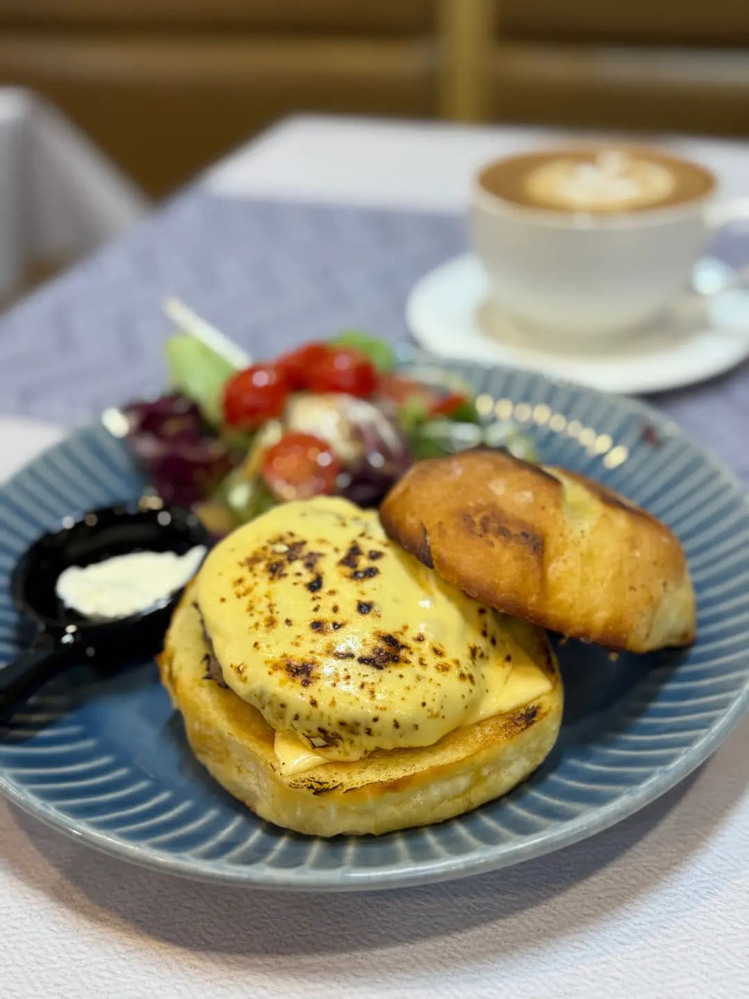 Queen Cafe photo 3
