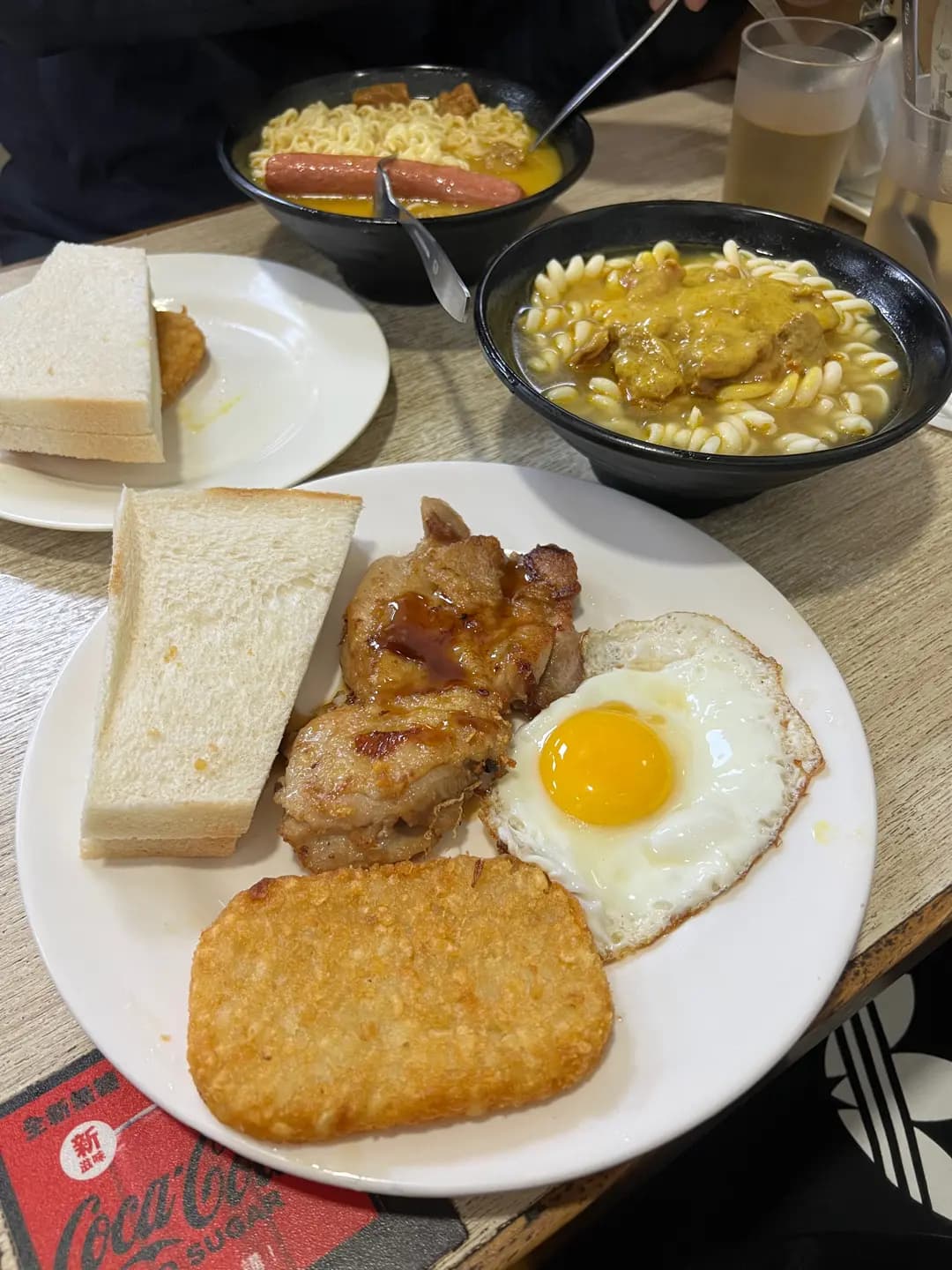 溢進茶餐廳 photo 6