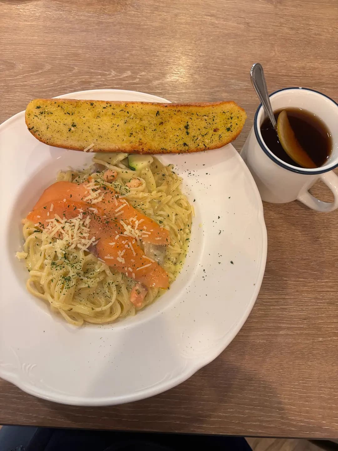 Deli-O Cafe photo 3