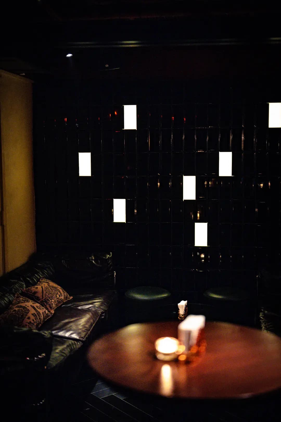 PISTOL photo 3