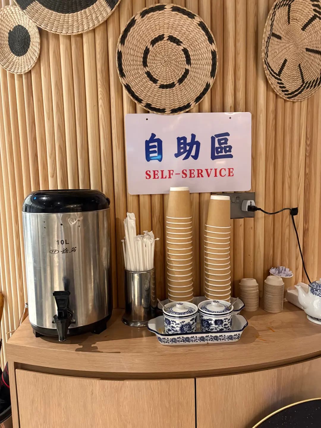 喜牛蘭州牛肉麵 (MONTEREY Place) photo 2