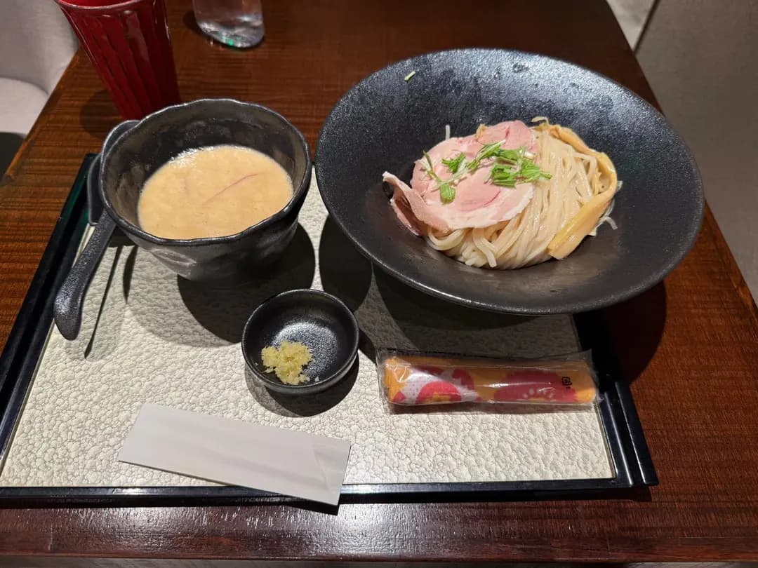 座銀 photo 3