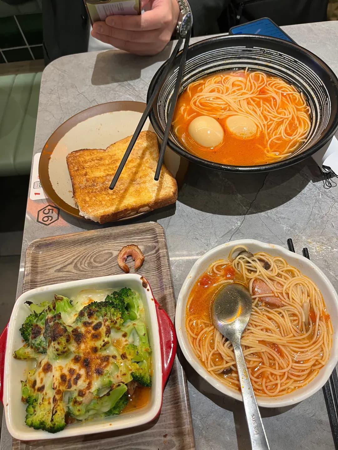8 Eatery photo 7