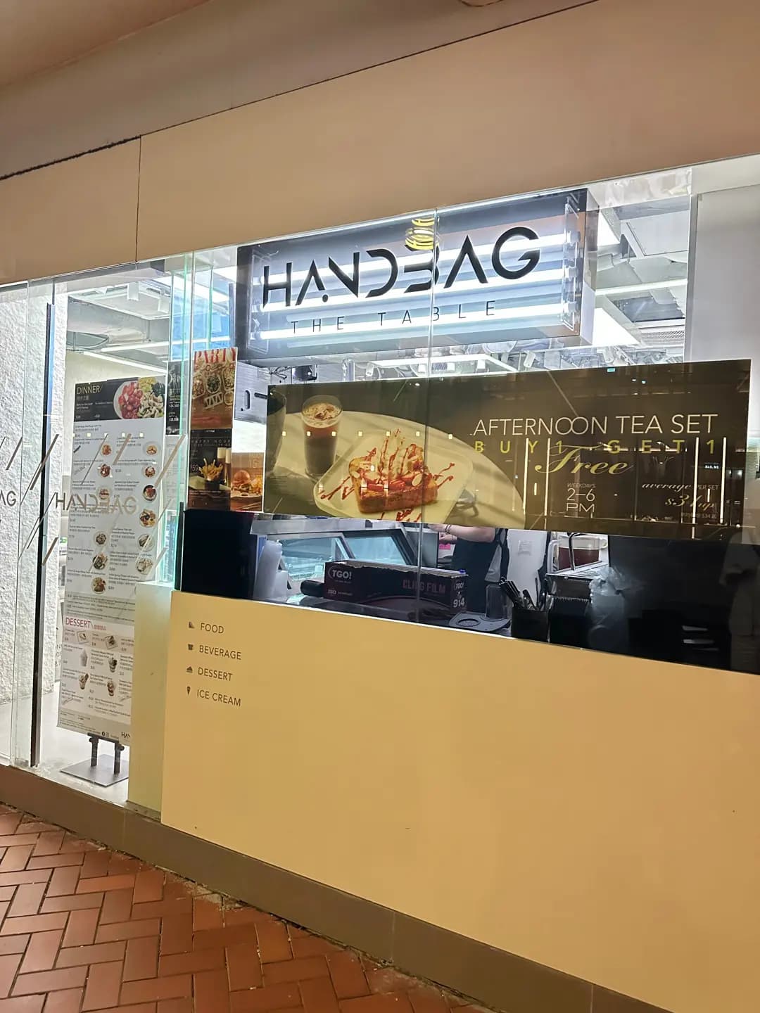 HAND3AG THE TABLE (金殿台元宮閣) photo 5