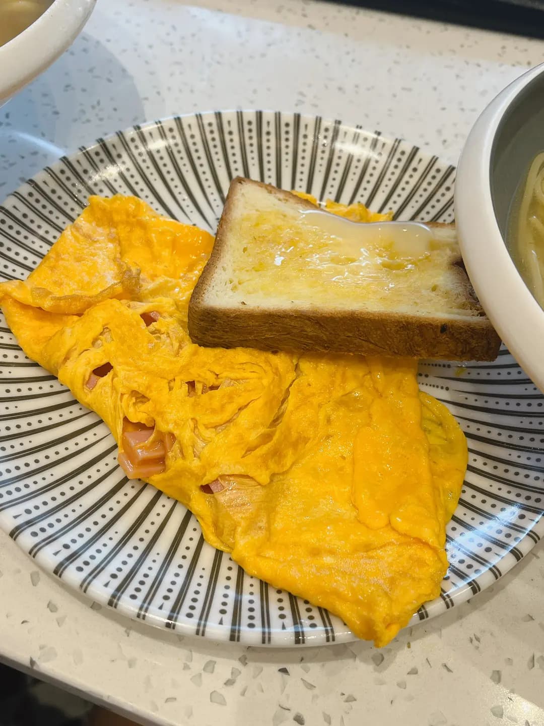 荷李活冰室 (環翠商場) photo 8