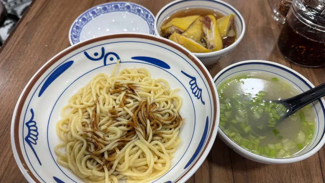 元朗合隆潮州粉麵 (萬利商業大廈) photo 2