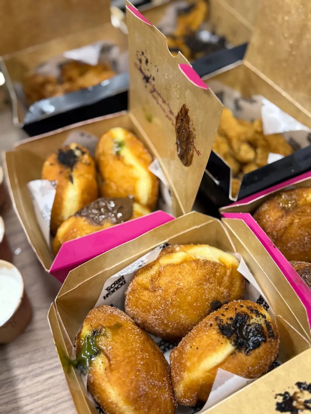 Dough Bros Pizza & Doughnuts (置富第一城) photo 8