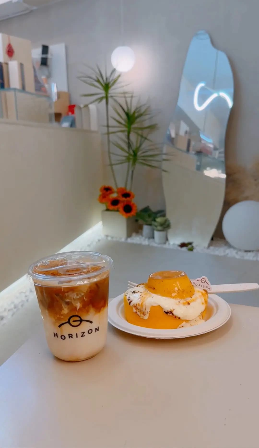 Horizon photo 3