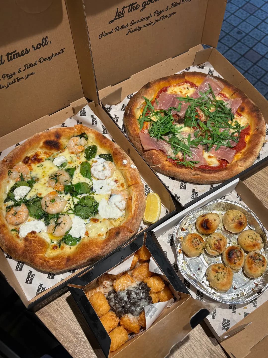 Dough Bros Pizza & Doughnuts (淘大商場1期) photo 5
