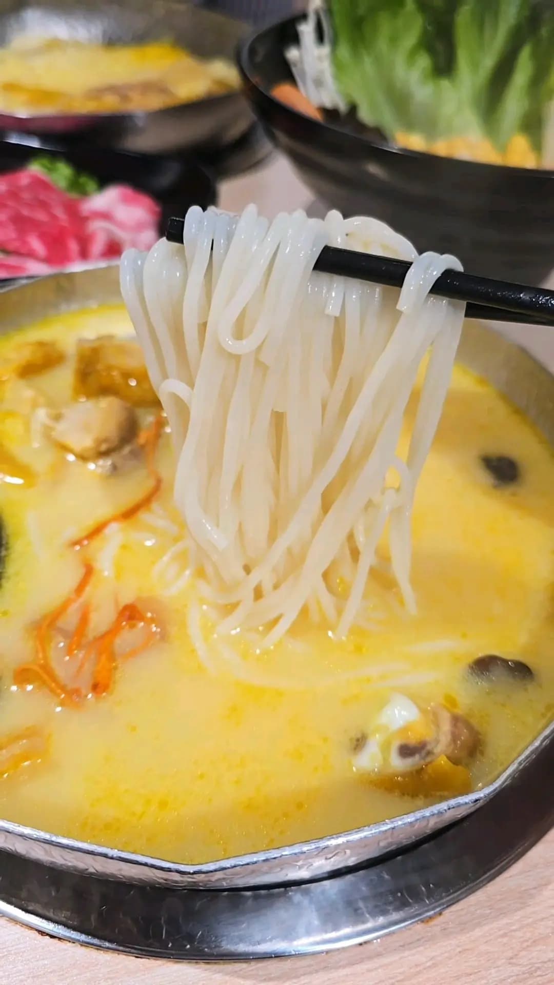 雞駅花膠雞米線專門店 photo 7