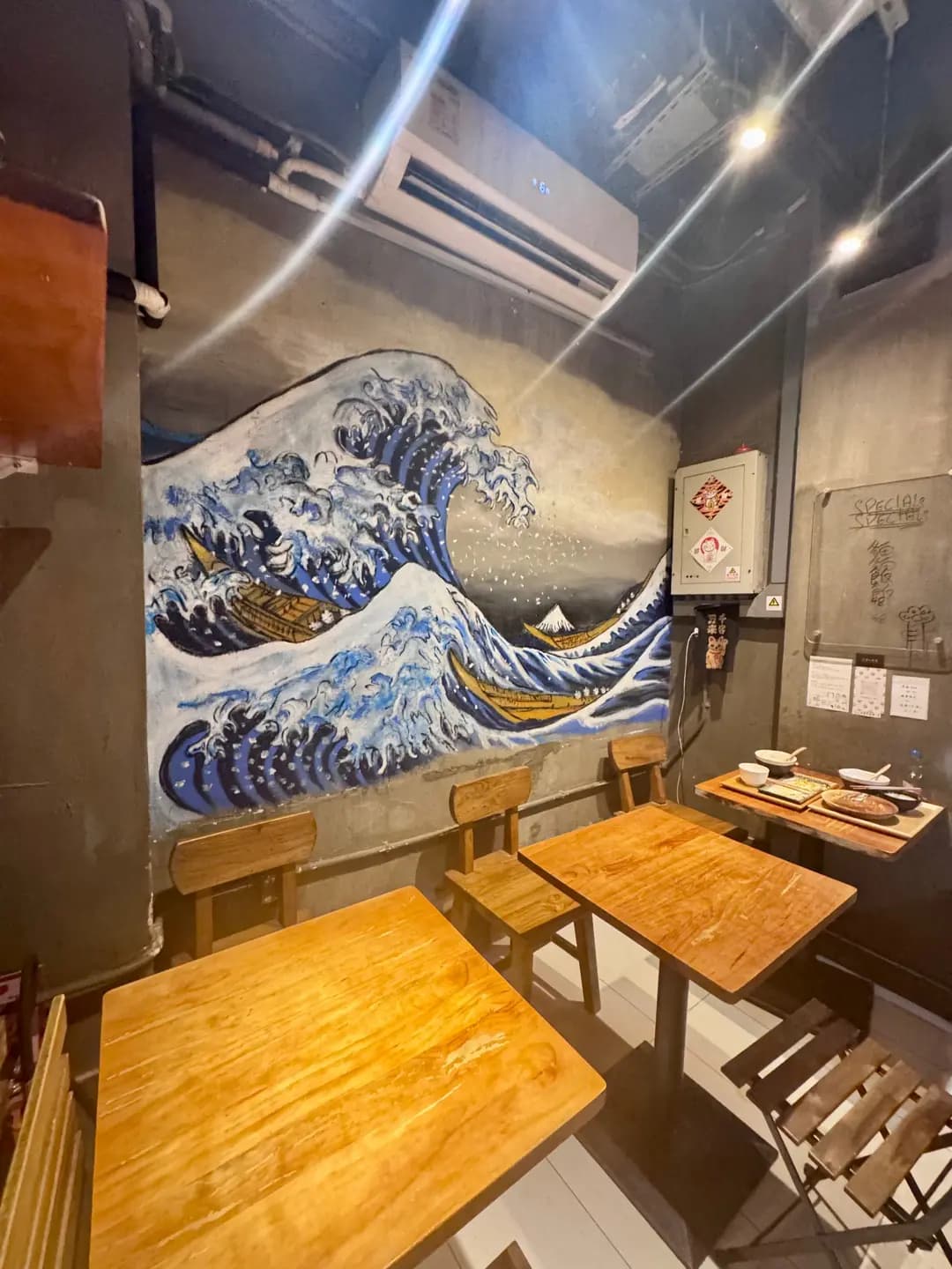 東京天井食堂 photo 1