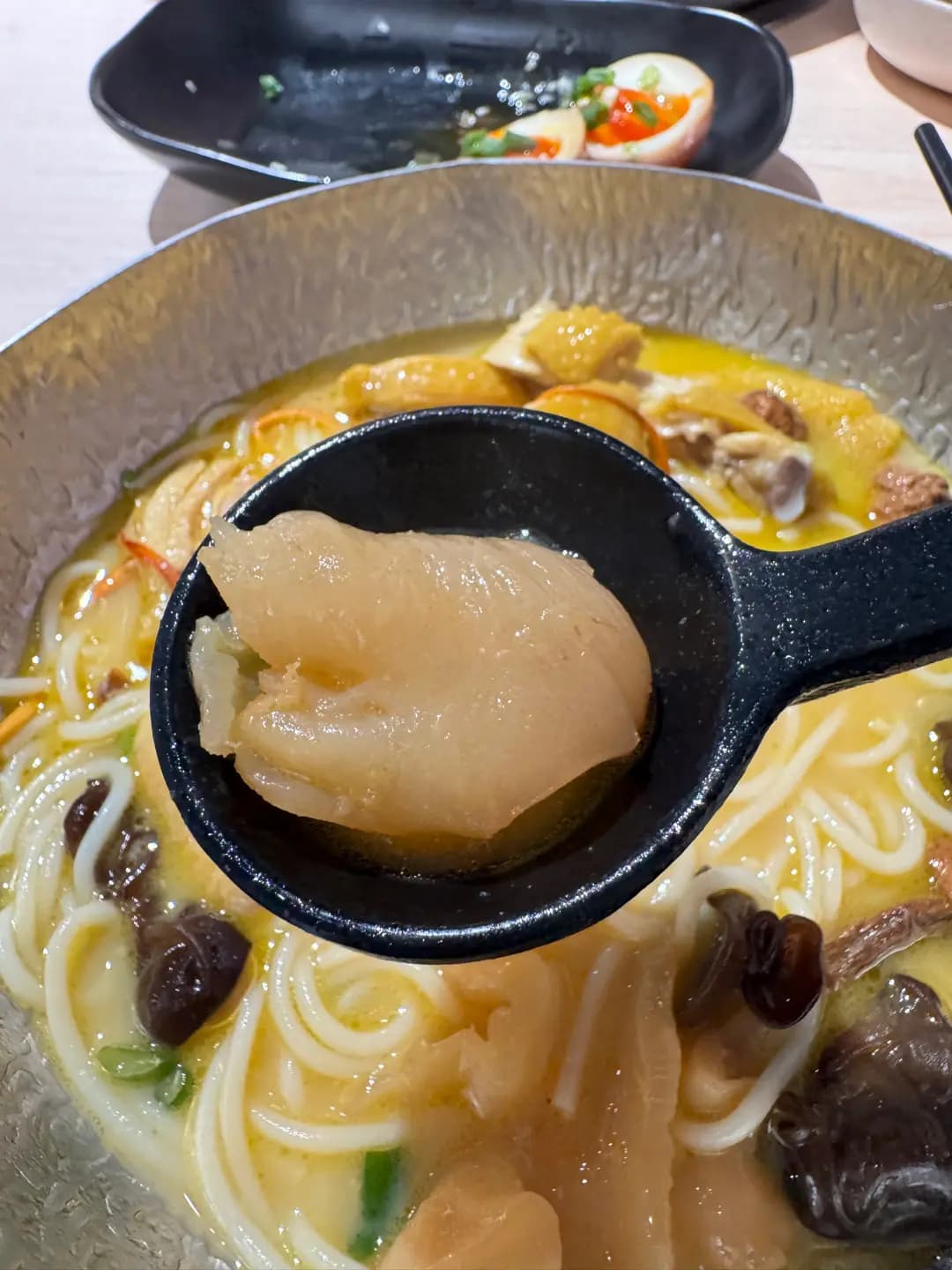 雞駅花膠雞米線專門店 photo 5
