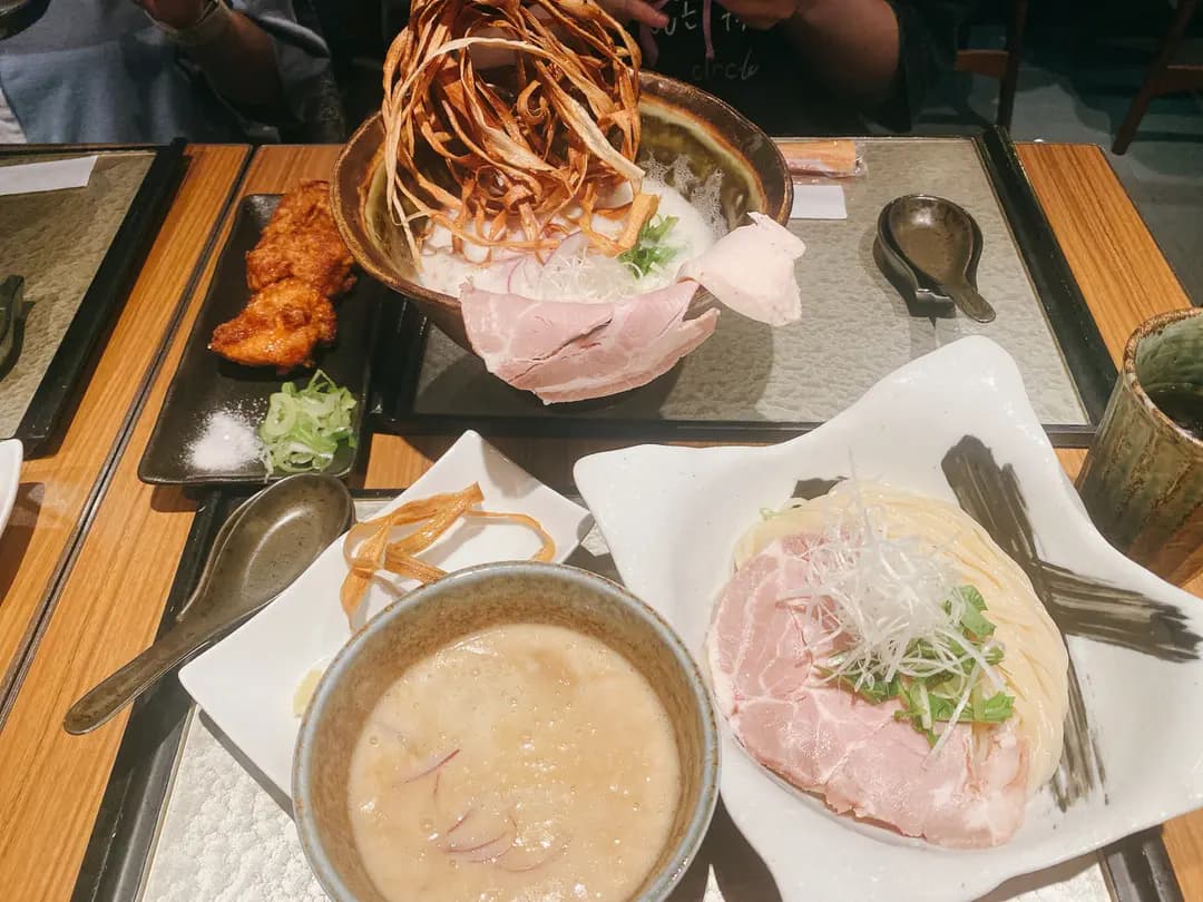 座銀 photo 2
