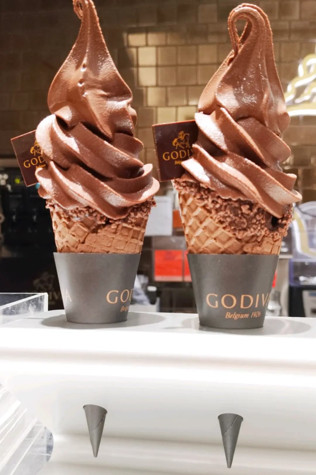 Godiva Chocolatier (V City) photo 5