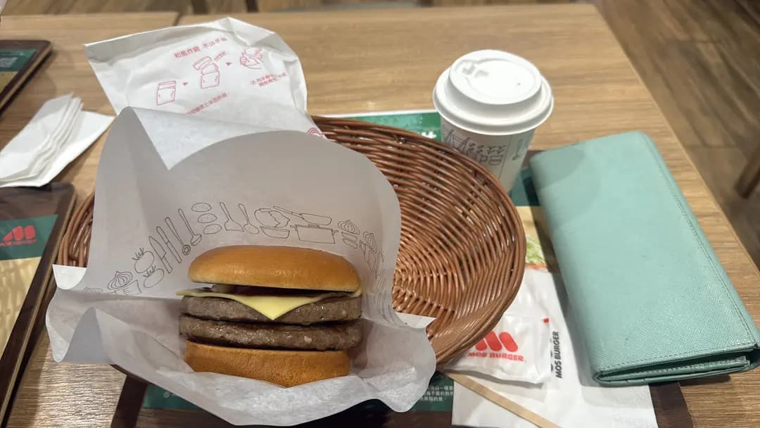 MOS Burger (形點 I) photo 2