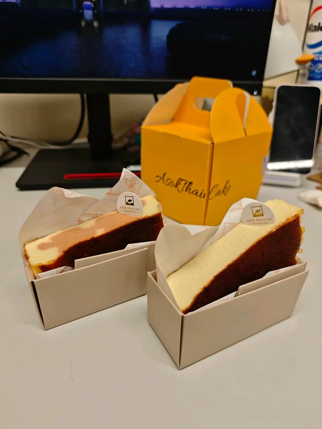 ASOK THAI CAKE photo 7
