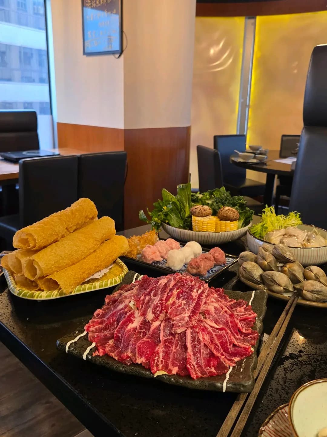 漁火海鮮刺身火鍋 photo 1