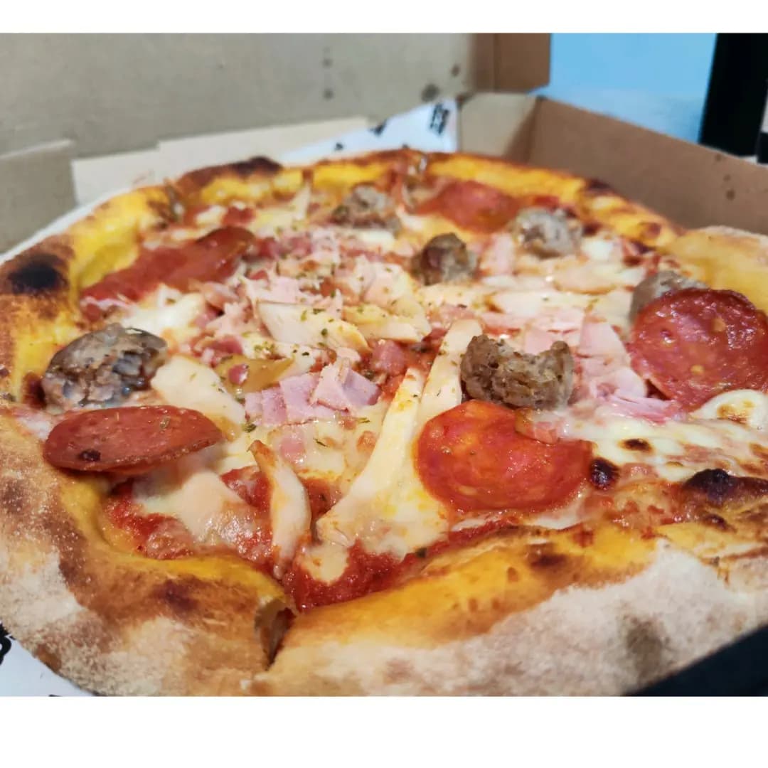 Dough Bros Pizza & Doughnuts (薈點) photo 2