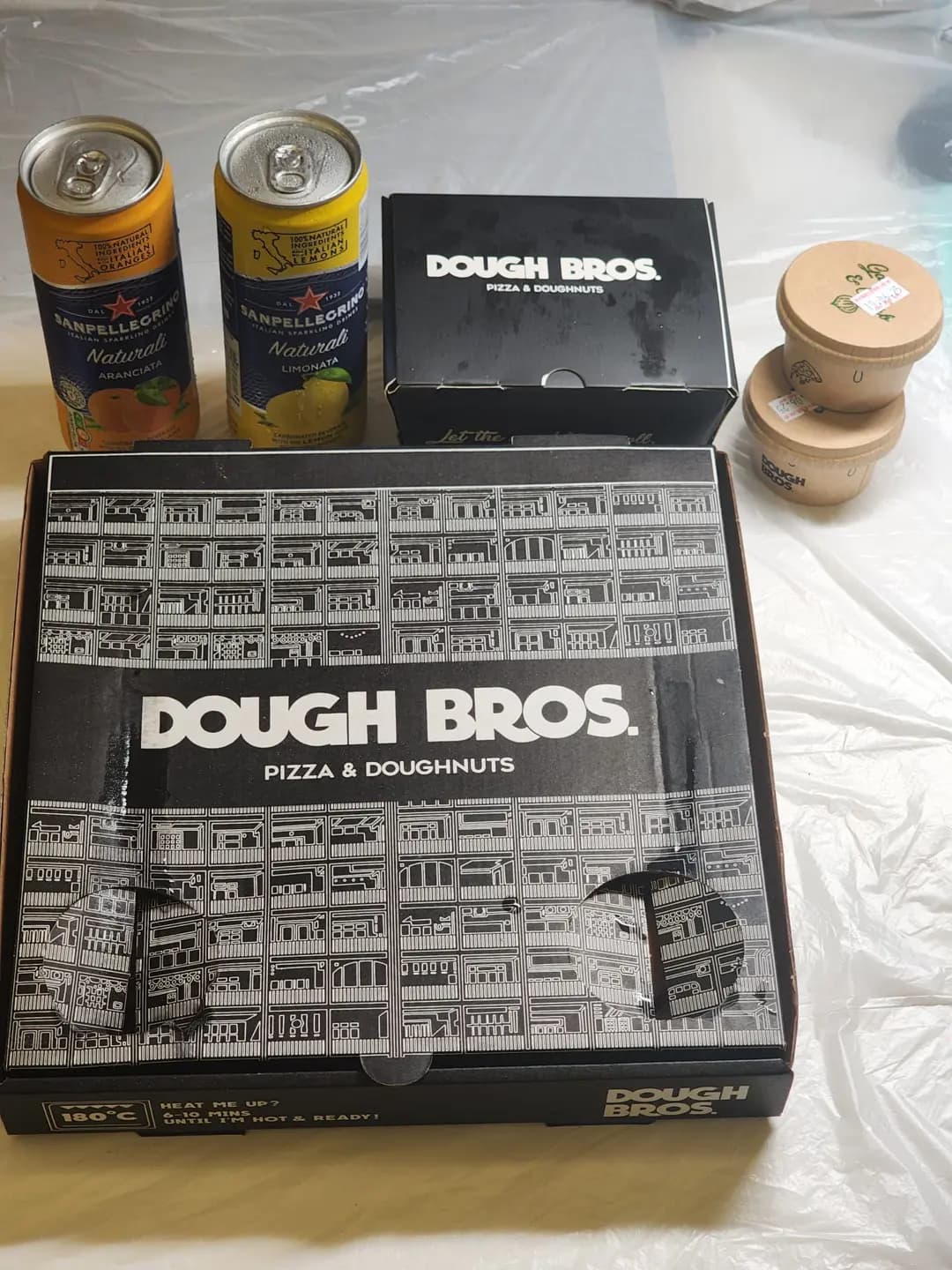 Dough Bros Pizza & Doughnuts (置富第一城) photo 6