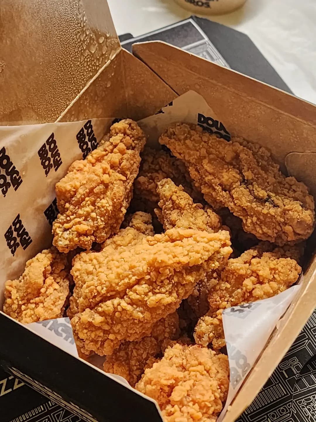 Dough Bros Pizza & Doughnuts (置富第一城) photo 1