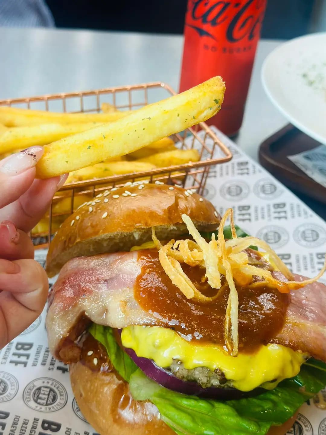 Burger's Friend Forever (元點) photo 2