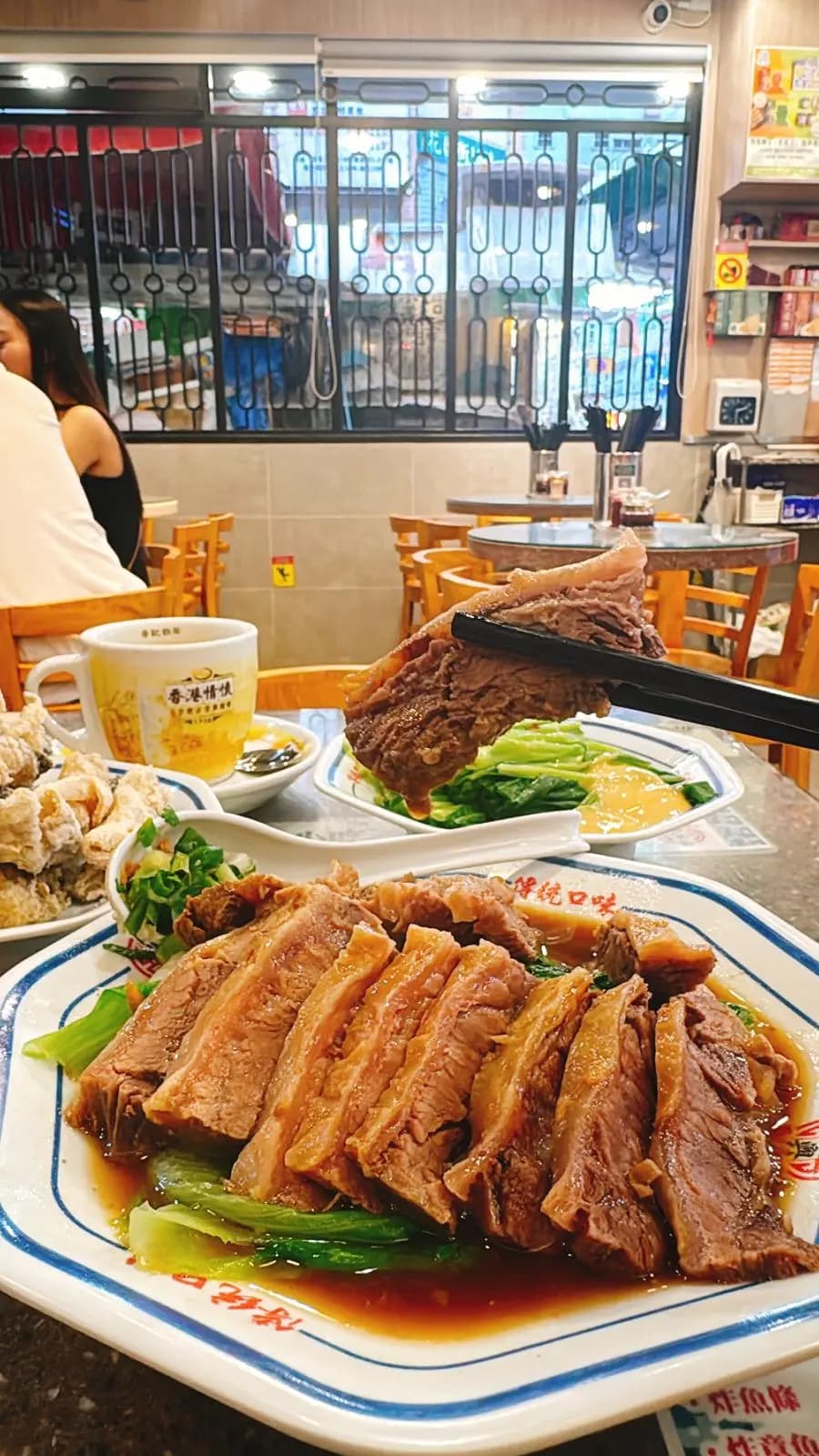 陳儀興牛什粉麵 (鴻祥大廈) photo 1
