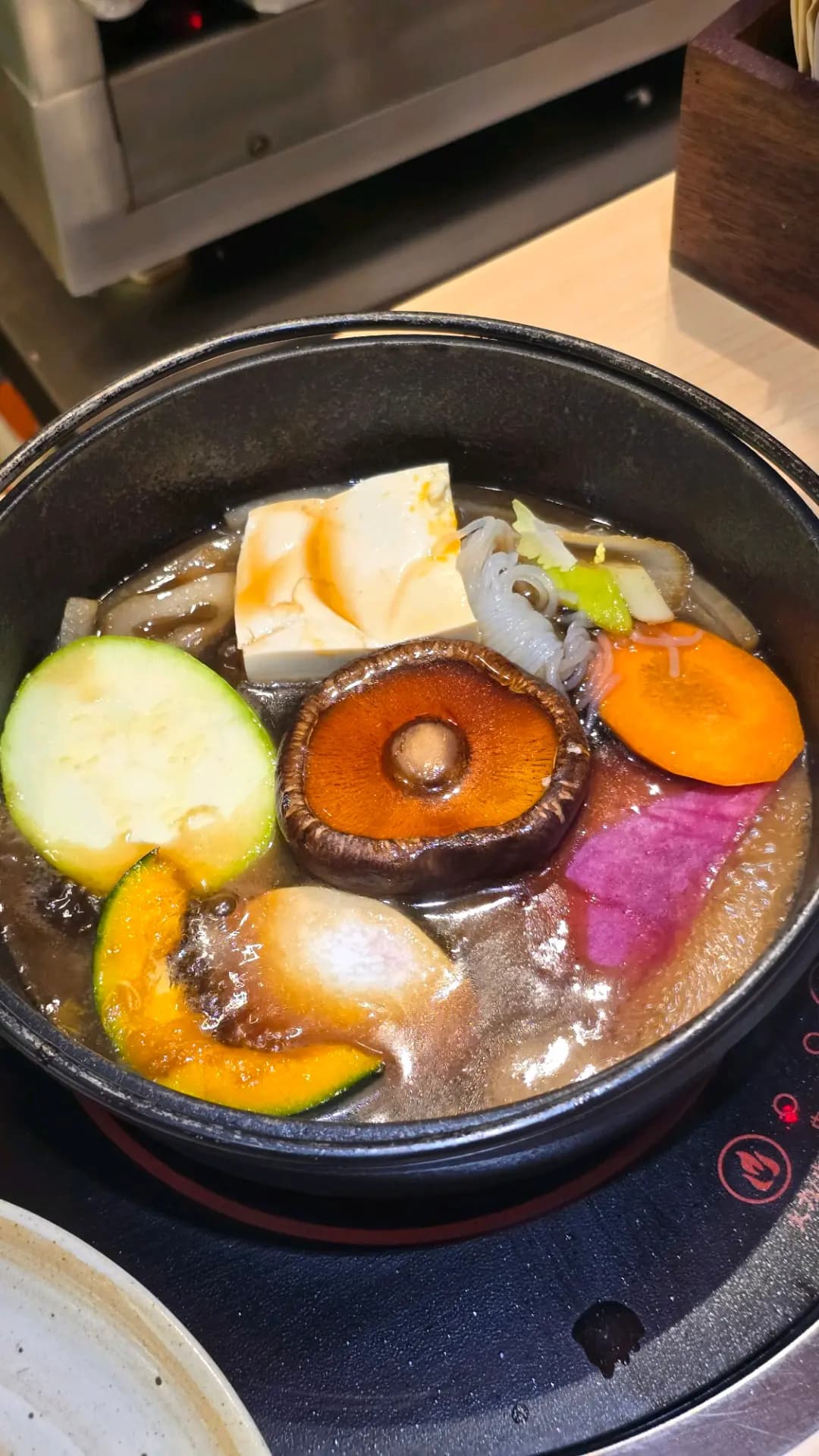 狸小路北海道涮涮鍋、壽喜燒、和牛專門店 photo 7