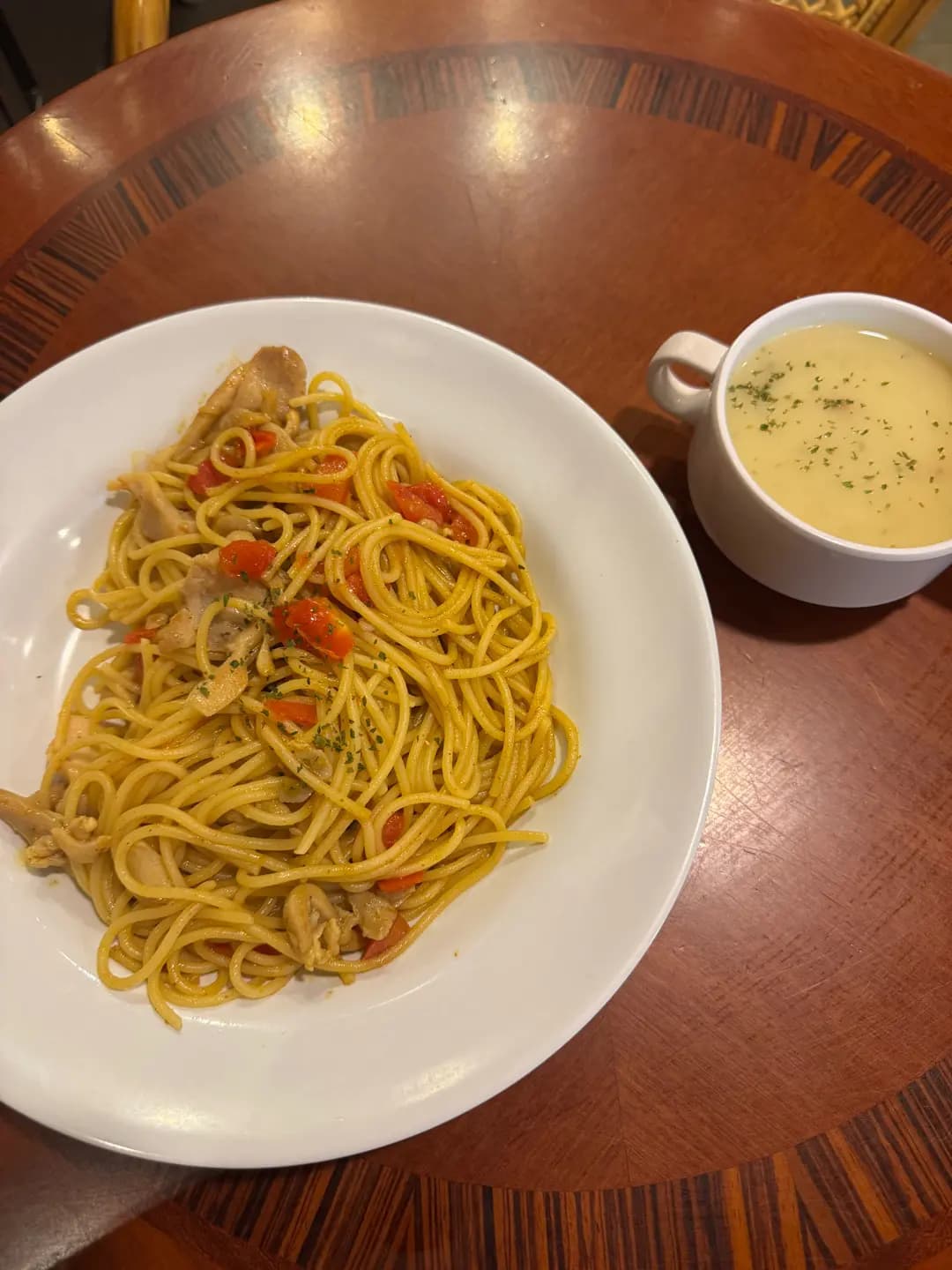 Crema photo 1