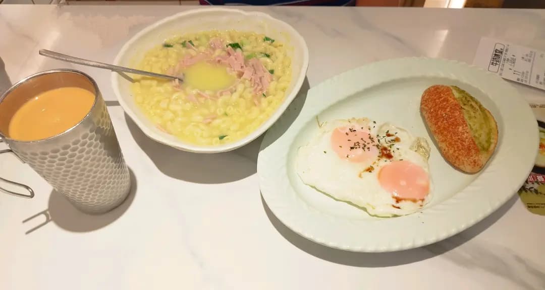 牛奶冰室 (潮樓) photo 4