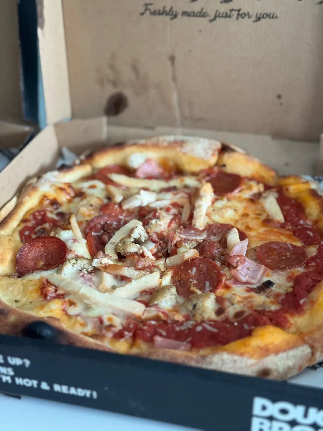 Dough Bros Pizza & Doughnuts (德仁樓) photo 2