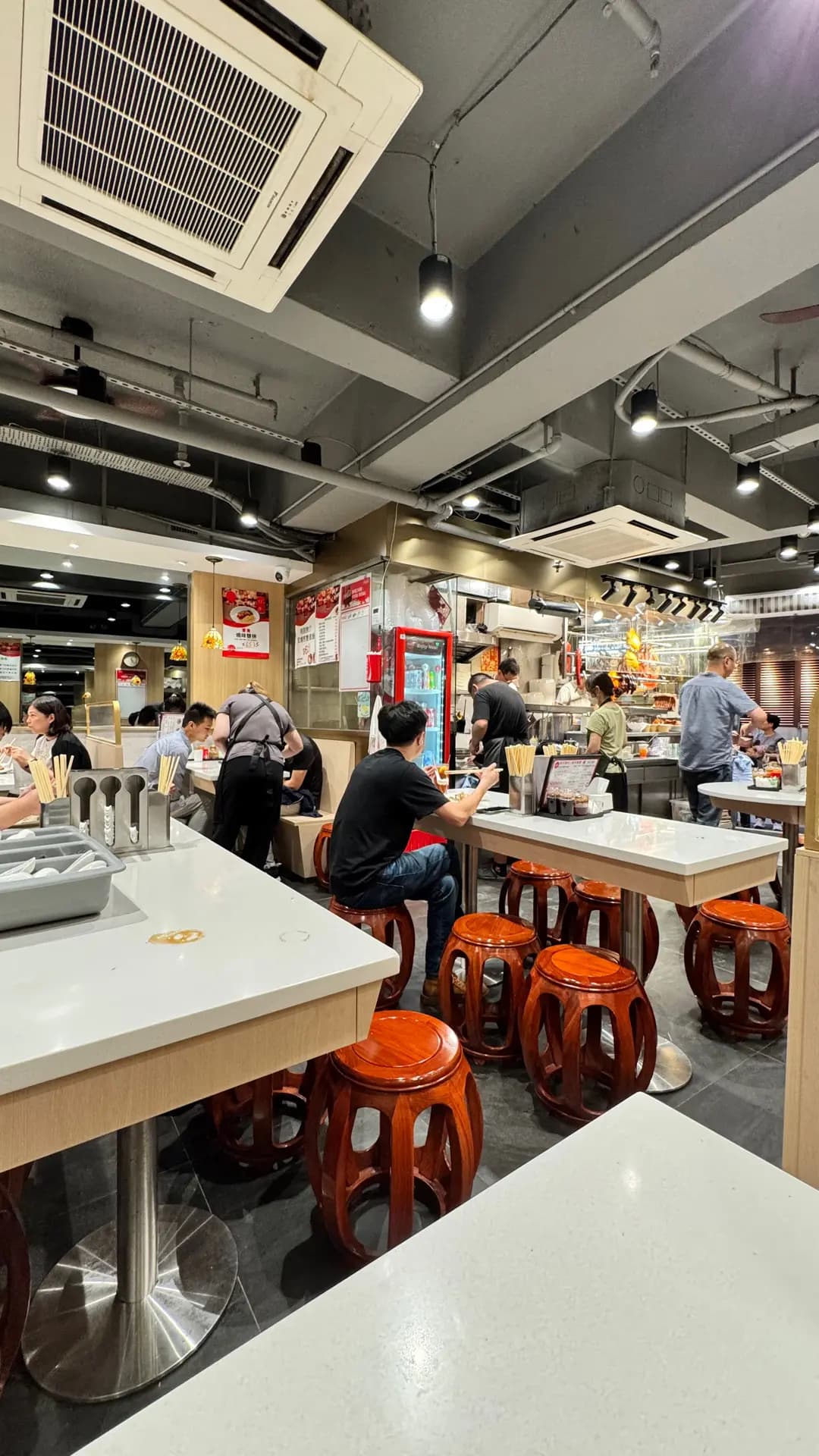 龍邦燒味小廚茶餐廳 photo 5