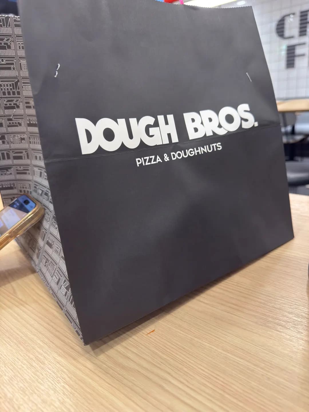 Dough Bros Pizza & Doughnuts (帝庭軒購物商場) photo 4