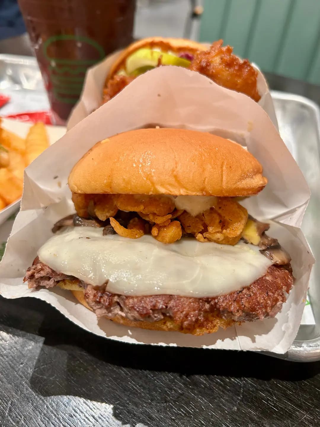 SHAKE SHACK (海運大廈) photo 5