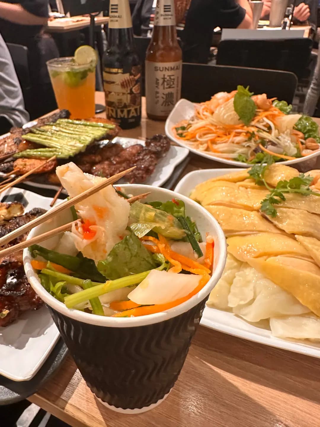 Grill ขนทอง (駱克駅) photo 1
