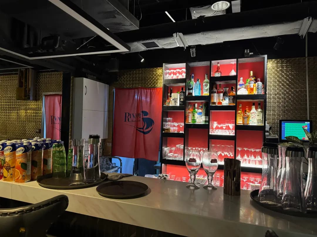 RIVA 灣 Bar & Grill photo 6