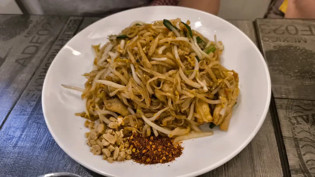 Thai Basil photo 3