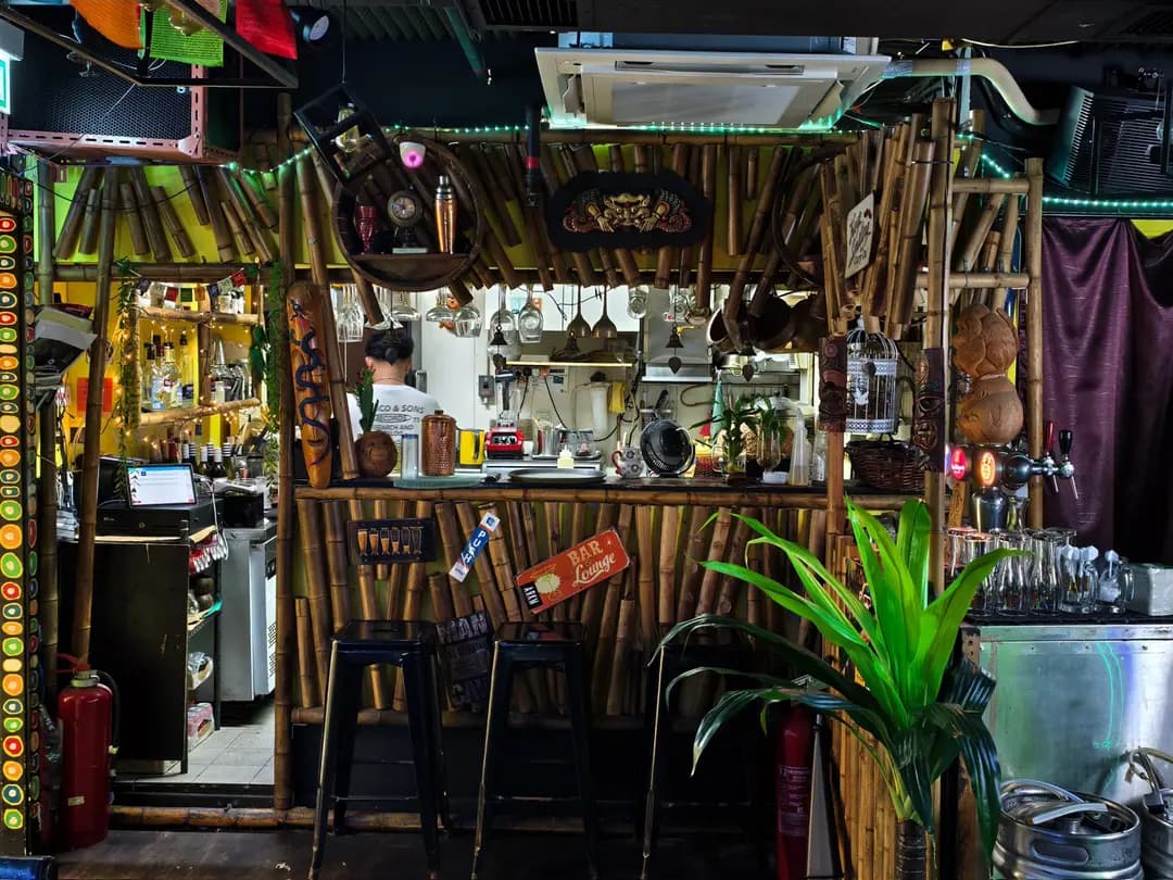FUNKY TOWN photo 2