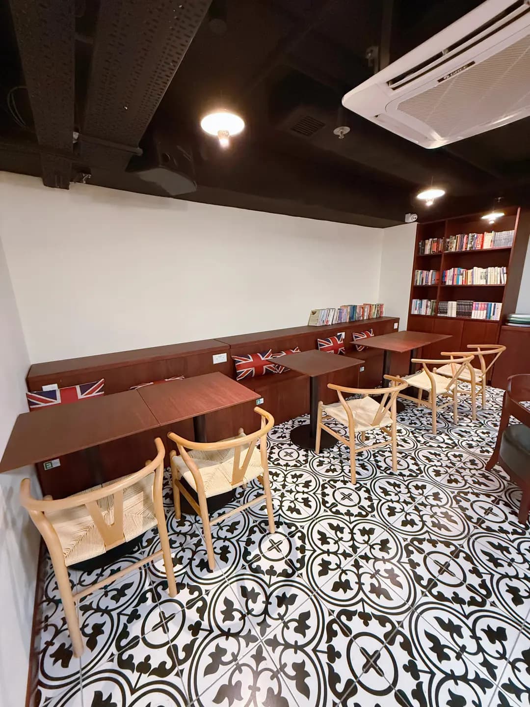 Hillwood 54 Cafe photo 8