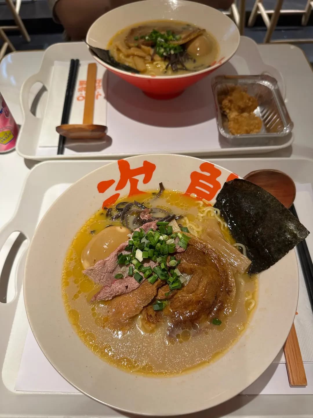 次郎拉麵 (皇后大道中) photo 3