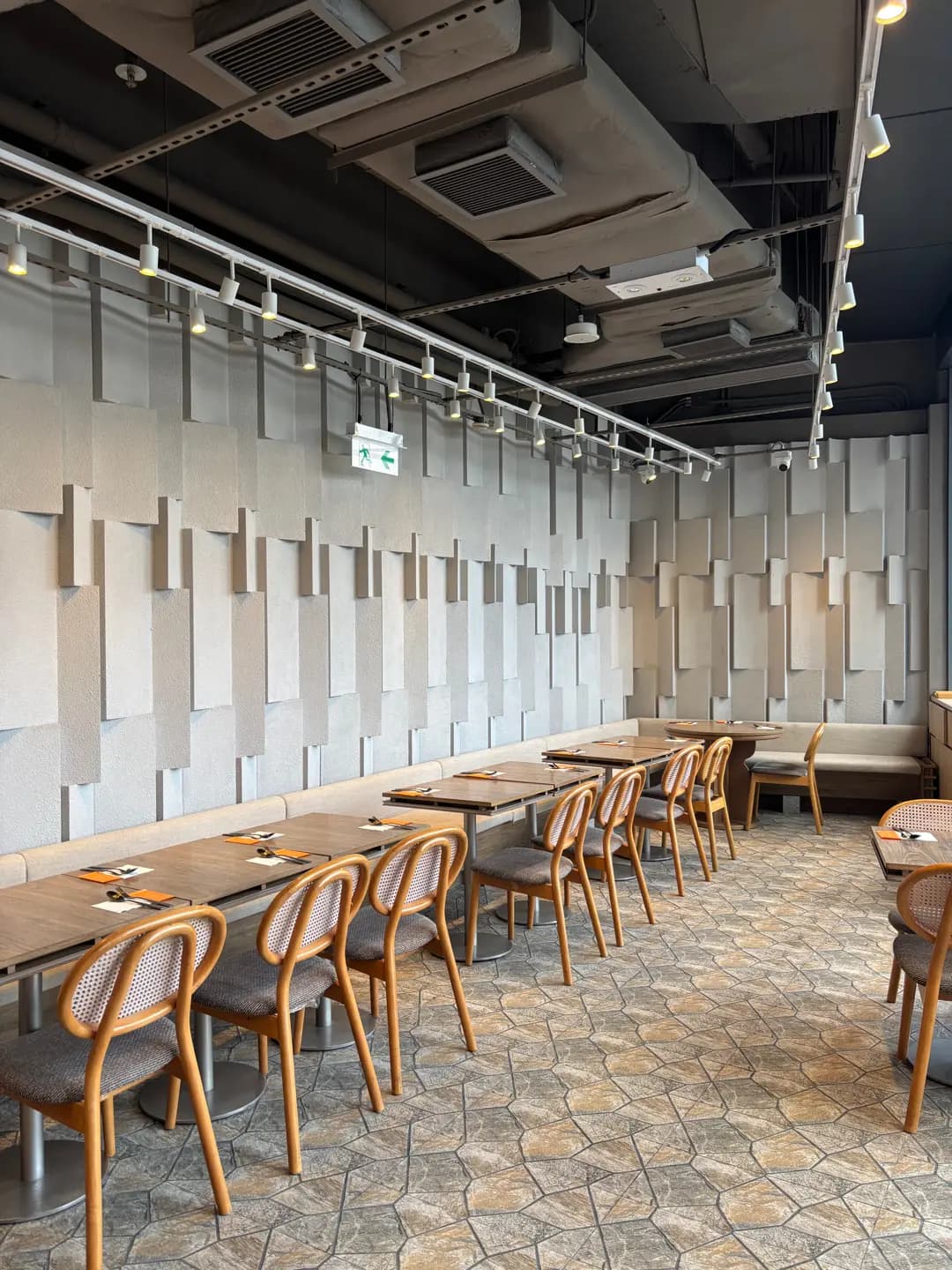Terrace in seaside (形點 I) photo 2