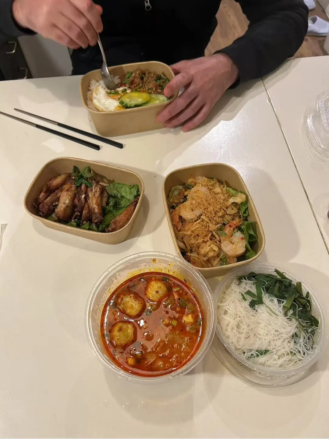 Pin To Thai photo 1
