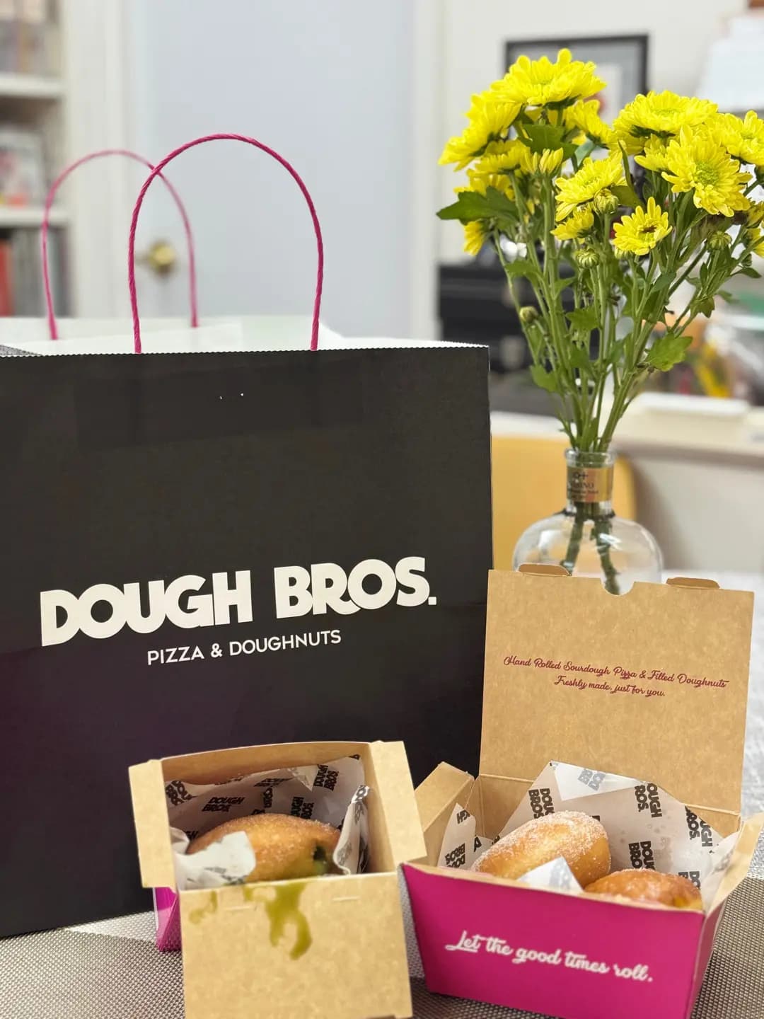 Dough Bros Pizza & Doughnuts (奕蔭街) photo 8
