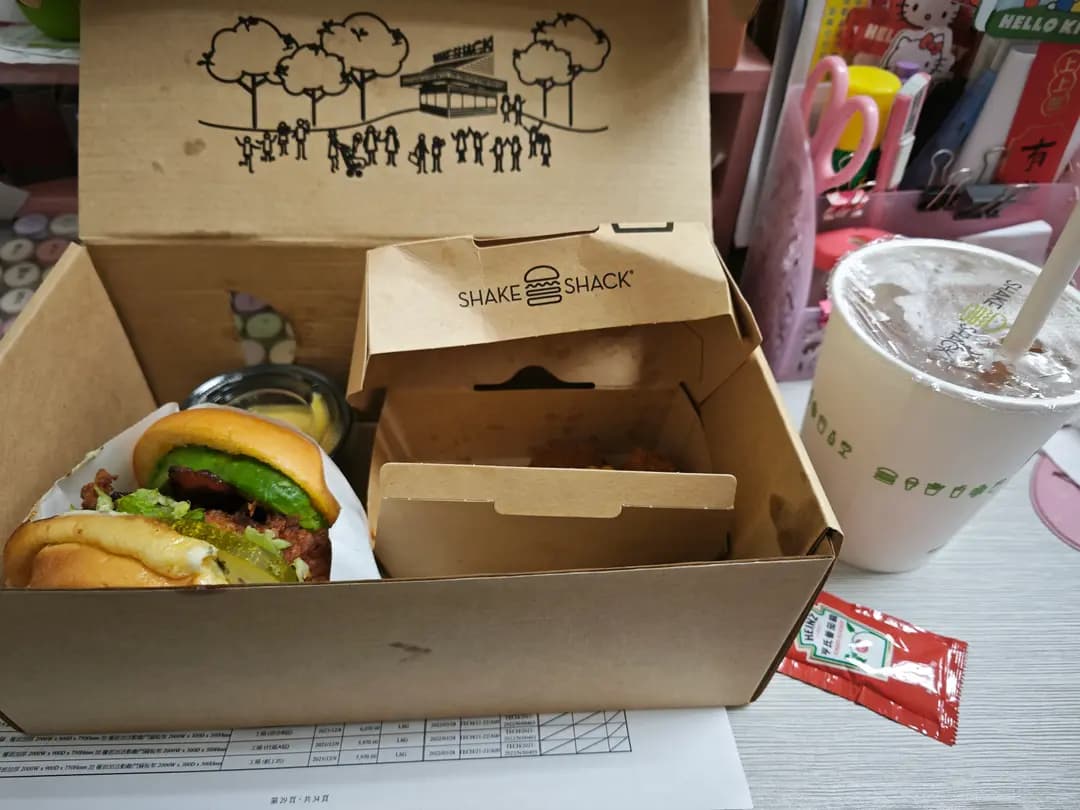 SHAKE SHACK (東薈城名店倉) photo 5