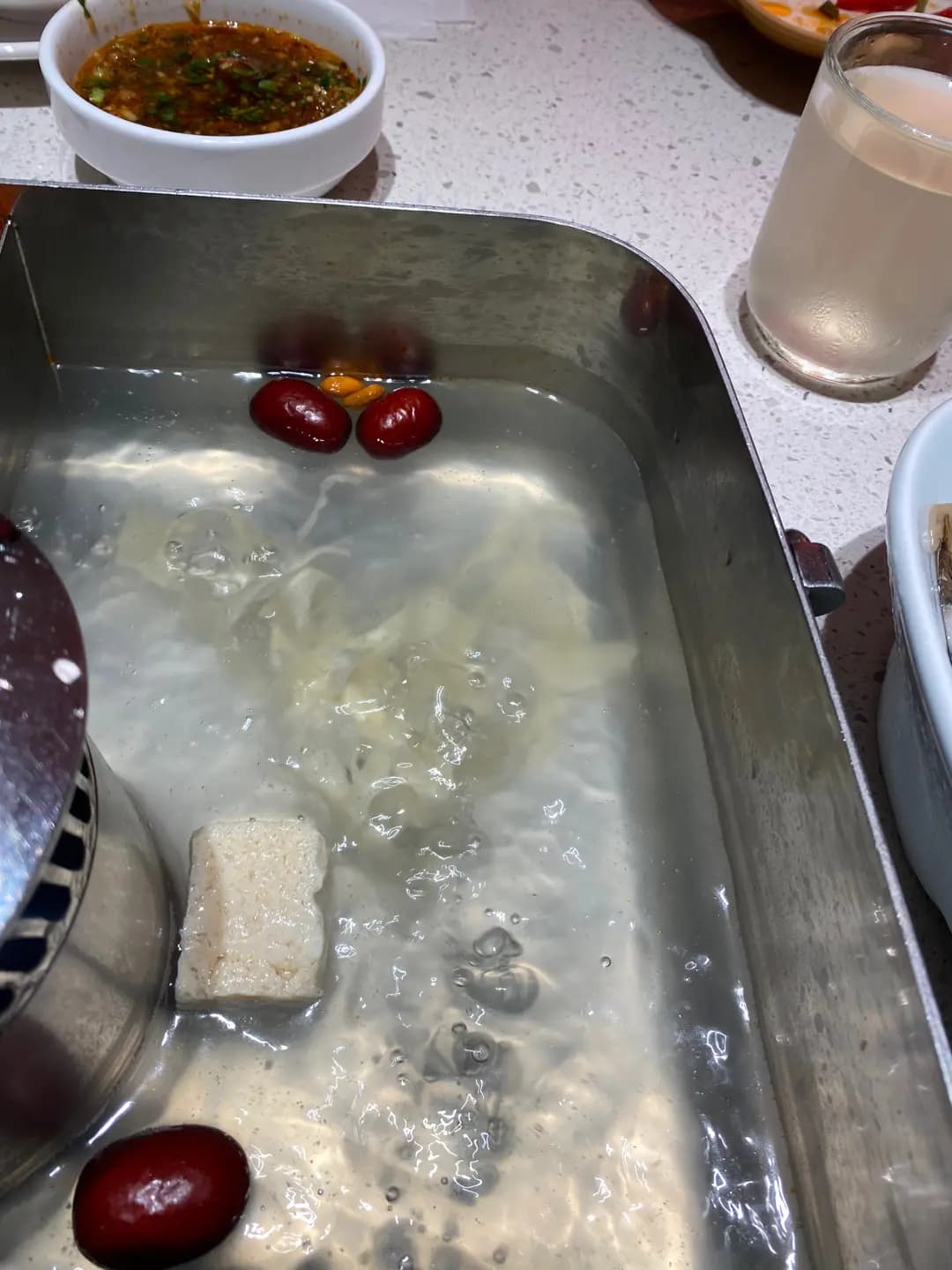 海底撈火鍋・宴聚 (加連威老道) photo 8